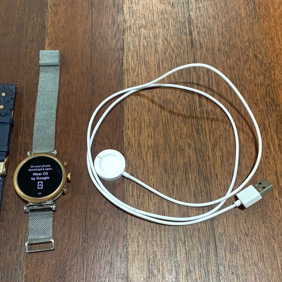 Fossil Smartwatch - Picture 2 of 9